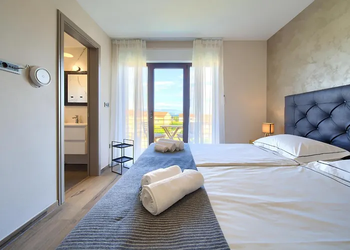 New With Pool, Sea View, Close To A Beautiful - By Traveler Tourist Agency Krk - Id 2407 Krk Town