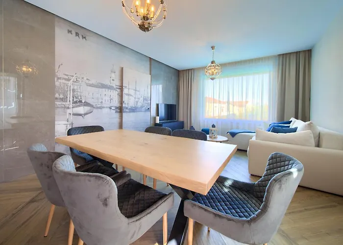 New With Pool, Sea View, Close To A Beautiful - By Traveler Tourist Agency Krk - Id 2407