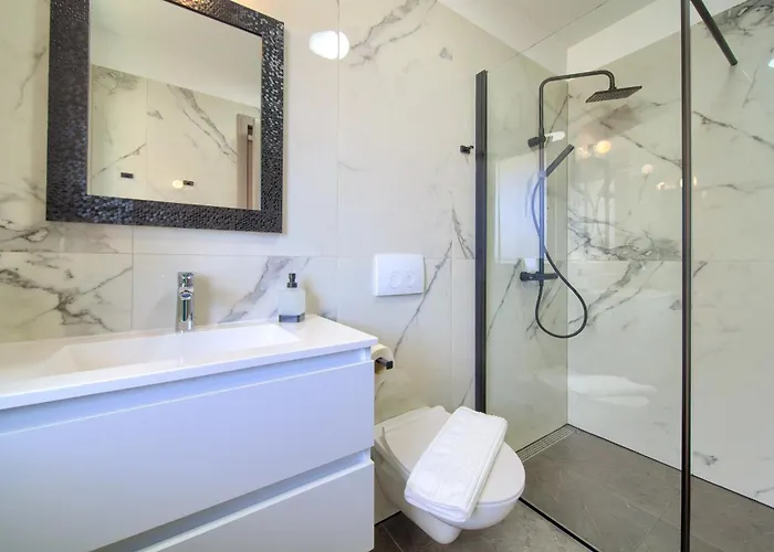 New With Pool, Sea View, Close To A Beautiful - By Traveler Tourist Agency Krk - Id 2407 Villa Krk Town