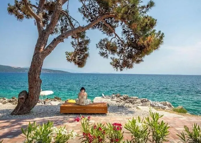 New With Pool, Sea View, Close To A Beautiful - By Traveler Tourist Agency Krk - Id 2407