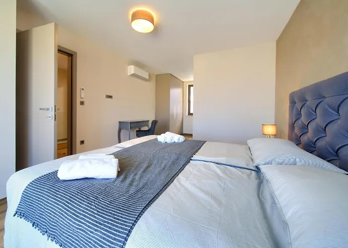 Villa New With Pool, Sea View, Close To A Beautiful - By Traveler Tourist Agency Krk - Id 2407 Krk Town
