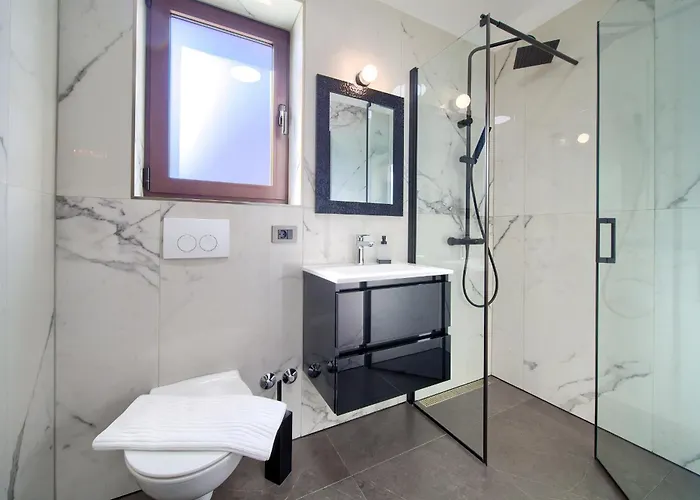 New With Pool, Sea View, Close To A Beautiful - By Traveler Tourist Agency Krk - Id 2407 Krk Town