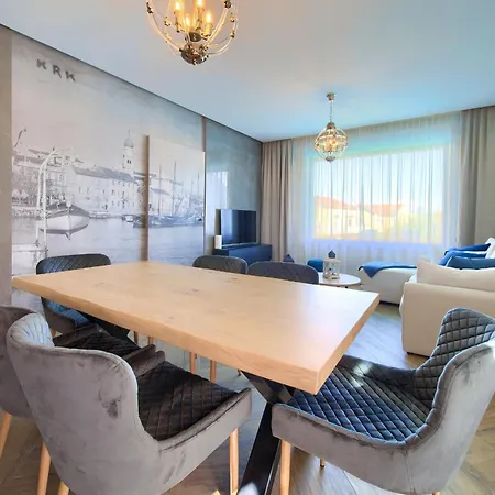 New With Pool, Sea View, Close To A Beautiful - By Traveler Tourist Agency Krk - Id 2407