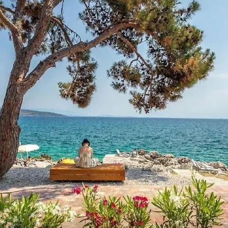 New With Pool, Sea View, Close To A Beautiful - By Traveler Tourist Agency Krk - Id 2407