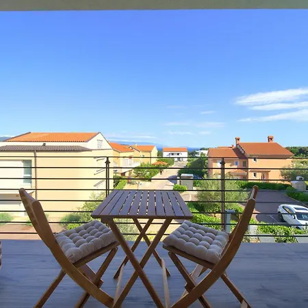 New With Pool, Sea View, Close To A Beautiful - By Traveler Tourist Agency Krk - Id 2407 Villa Krk Town