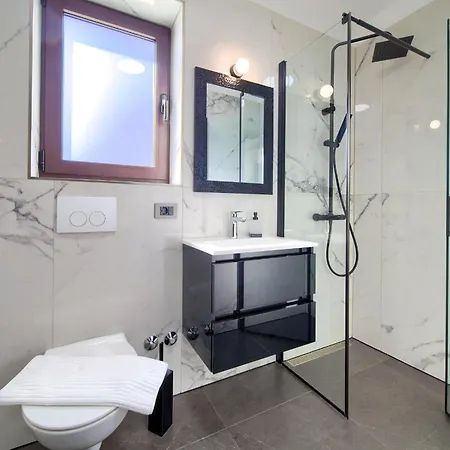 New With Pool, Sea View, Close To A Beautiful - By Traveler Tourist Agency Krk - Id 2407 Krk Town