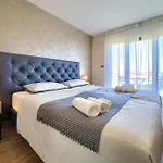 别墅 New With Pool, Sea View, Close To A Beautiful - By Traveler Tourist Agency Krk - Id 2407 *